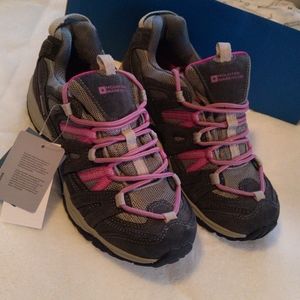 Isoory direction waterproof women shoe size 7 dark grey